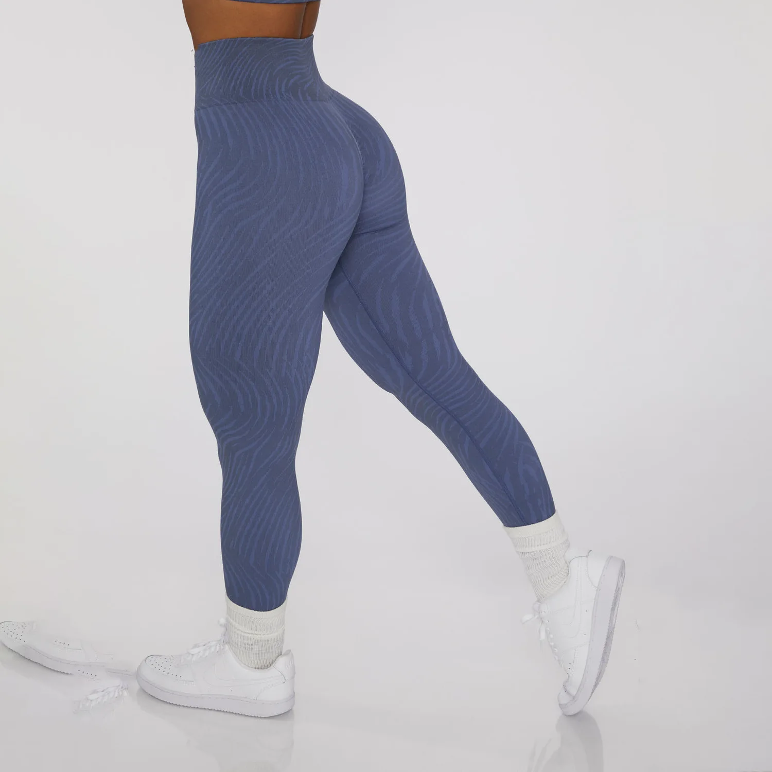 Custom 2022 New Sand Washed Seamless Knit 4pcs Yoga Set High Elasticity Sport  Bra Top and Yoga Leggings Women Active Wear Set