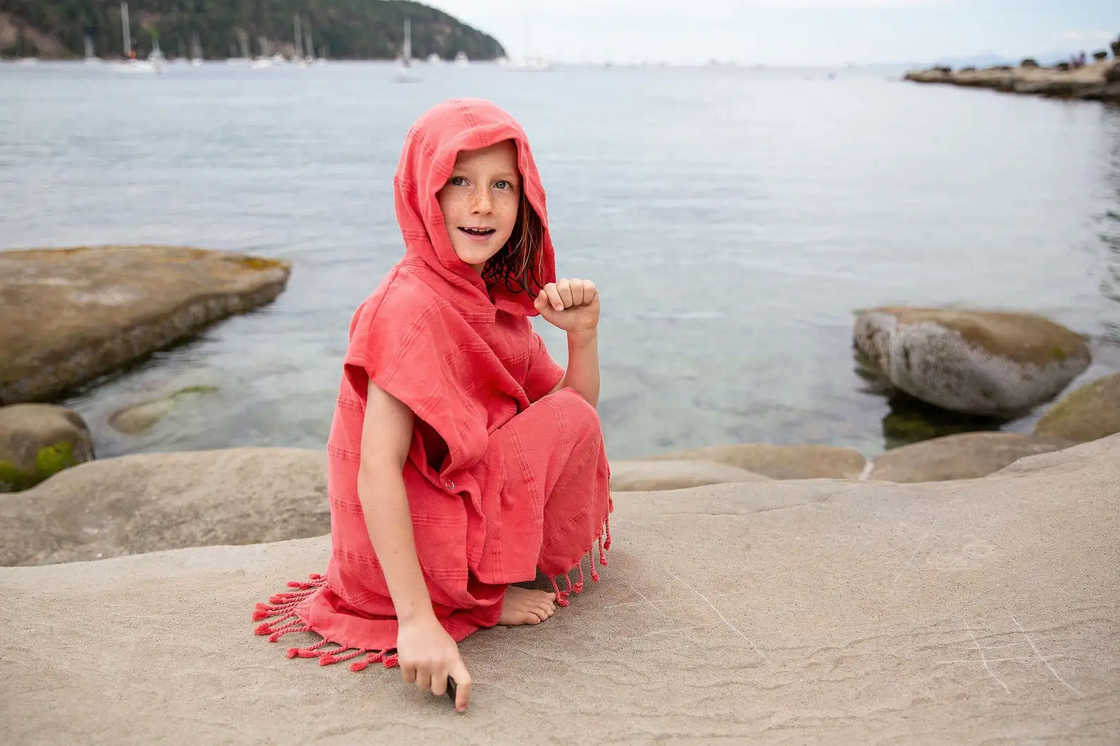 Personality Poncho Toallas Surf Thick Turkish Towel Kids Hooded Towels manufacture