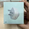 Enchufe blanco del Reino Unido