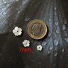 Orecchino fiore 7mm
