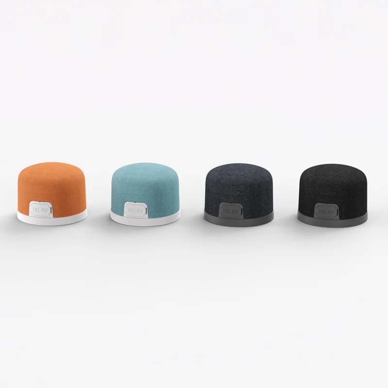 OEM Customizable TWS Portable Mini Speakers Various Colors Fabric Waterproof Bluetooth Speaker Magnetic Phone Holder for Gaming
