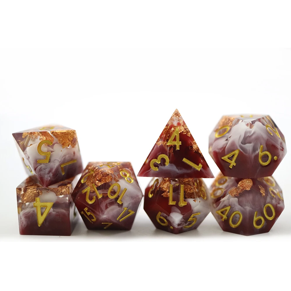 Conjunto de Dados DND Poliédricos Personalizados com Núcleo Líquido Dourado e Números Dourados, Feitos de Pedras Preciosas e Resina