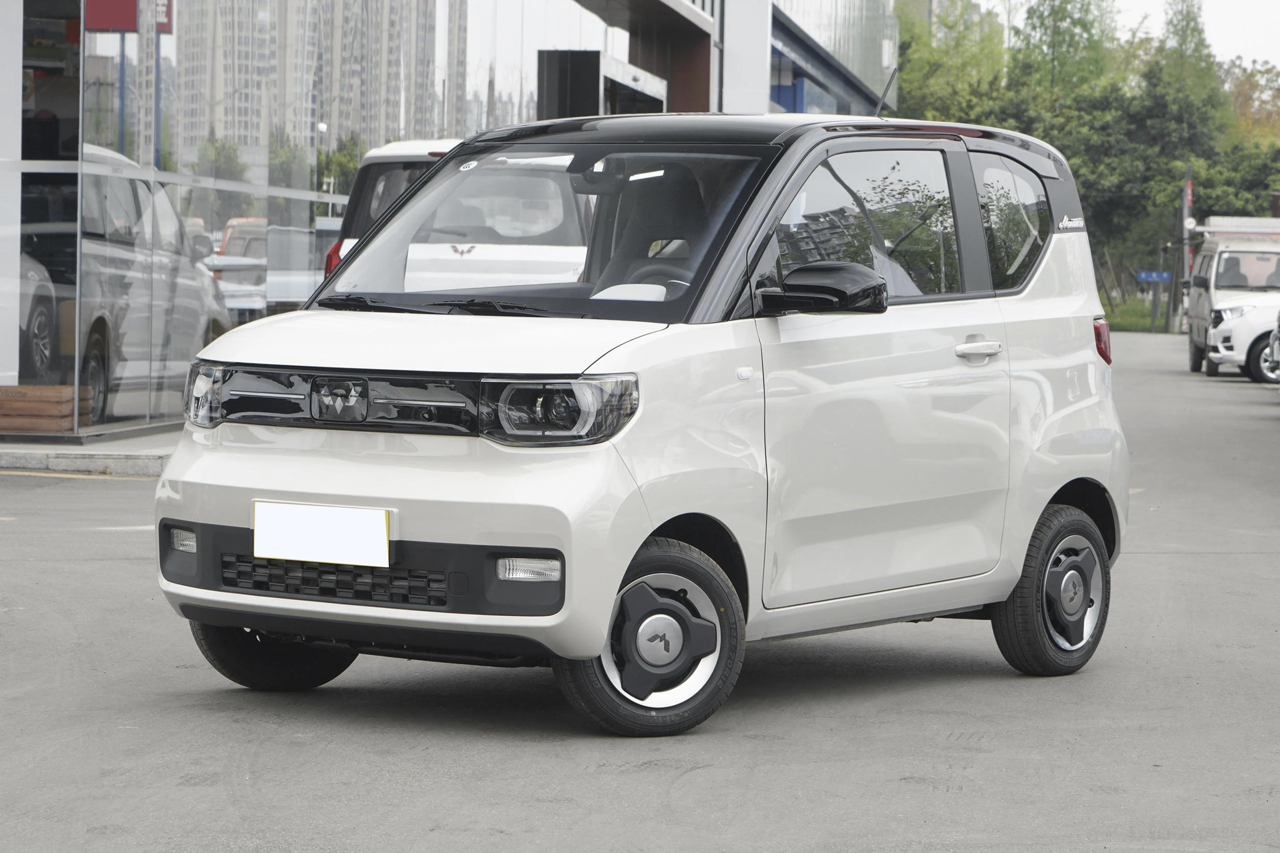 Wuling Hongguang 2024 Mini Ev Car 4 Seat 100km/h Electric Car For Sale