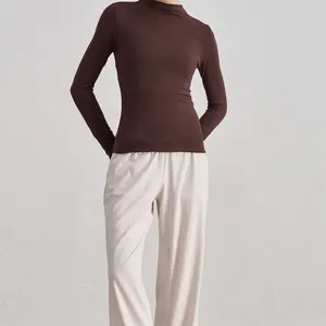 Matched Color Two Piece Sport Wear Custom Wholesale High Quality Comfortable Tight Top and Sport Pant Clothing Outfit Women Suit