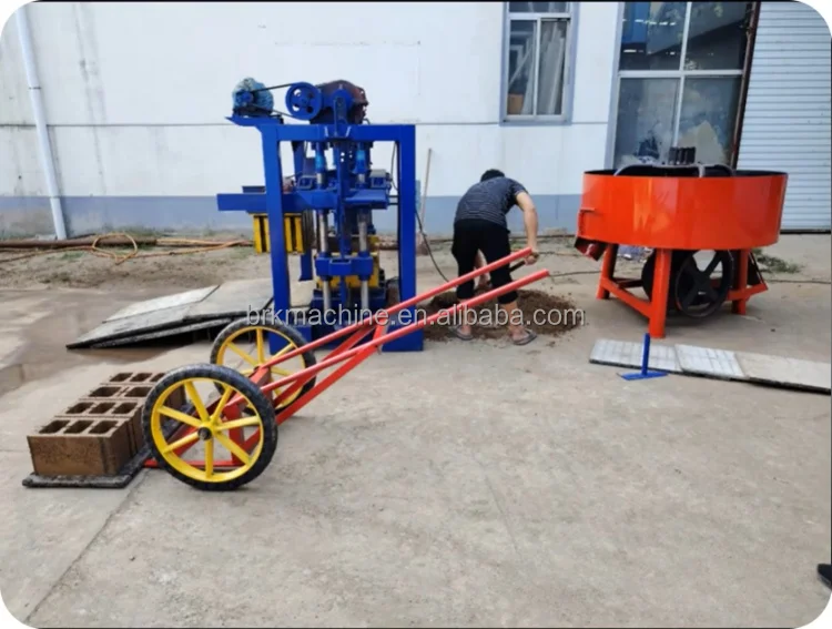 Prices of Brick Making Machine QT40-2 Mini Concrete Hollow Solid Paver Interlock Kerbstone Block Machine in Kenya