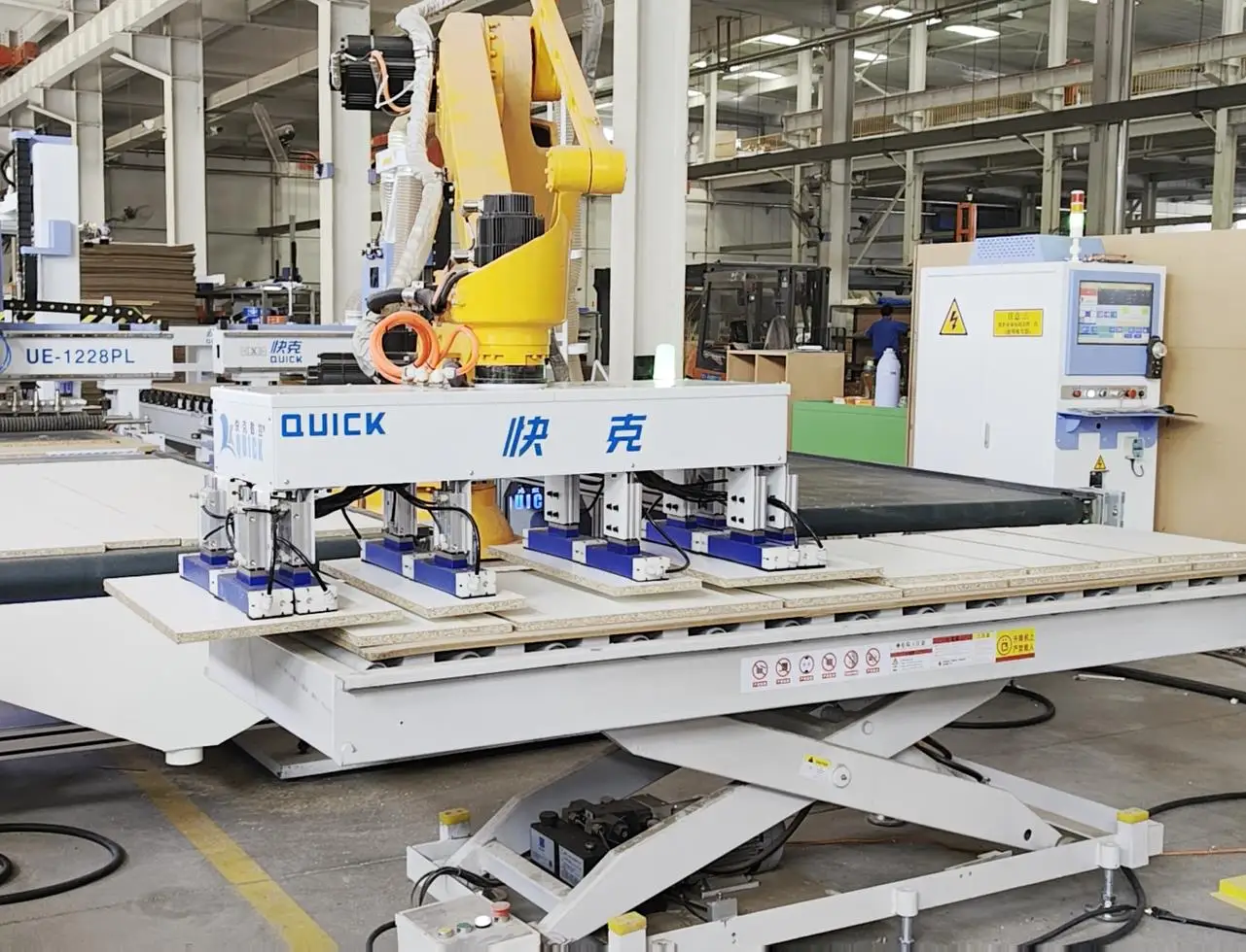 Customization Auto Labeling  Loading Unloading Mechanical Arm Picking Furniture Production Line Woodworking Cnc Machines