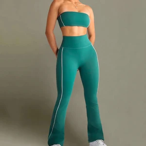 Wholesale Splicing Lines Custom logo Sports Breathable No Shoulder Straps Yoga Bra Gym Flared Wide-leg Leggings Sets Woman