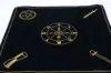 Ceremonia de cartas del Tarot negro