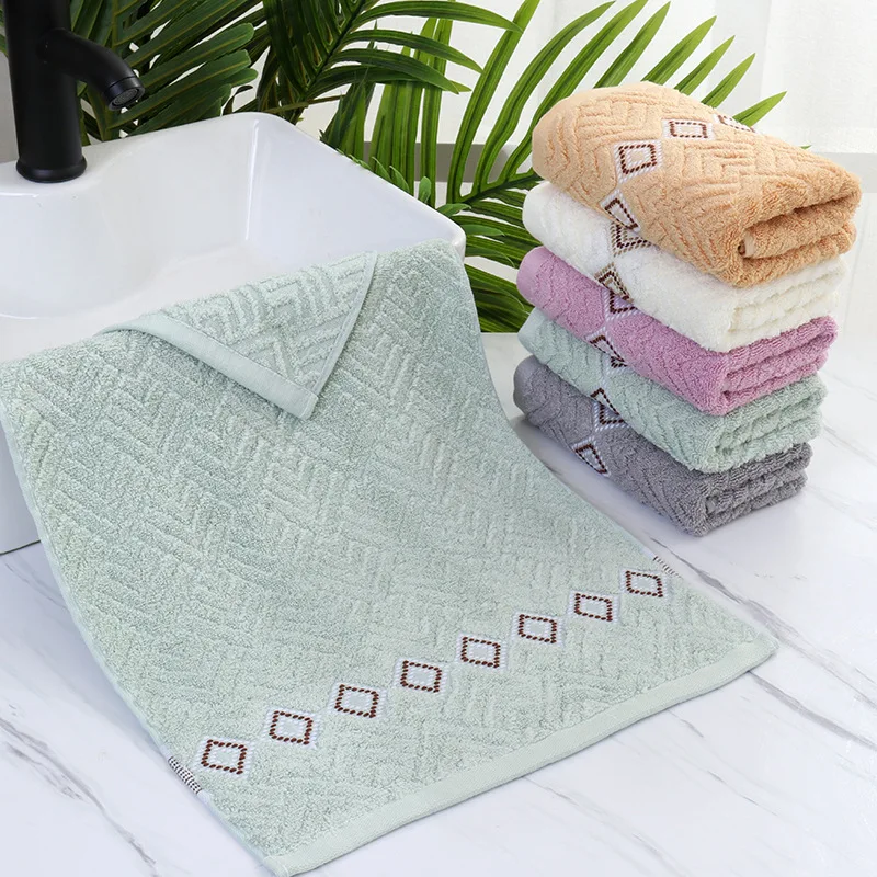 Wholesale organic bamboo fiber towels or custom towels logo embroidery durable absorbent soft towels details