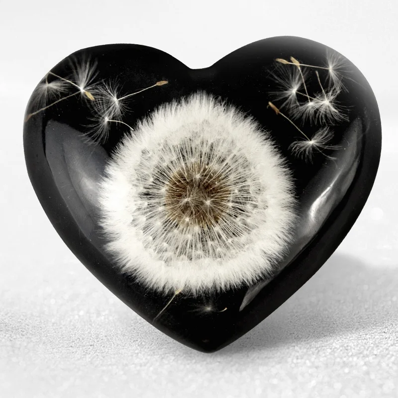 Real Dandelion clear Resin Heart Shape Office Home Interior Bedside Desk Tea Table Bookshelf Decorative Items Desktop Decoration