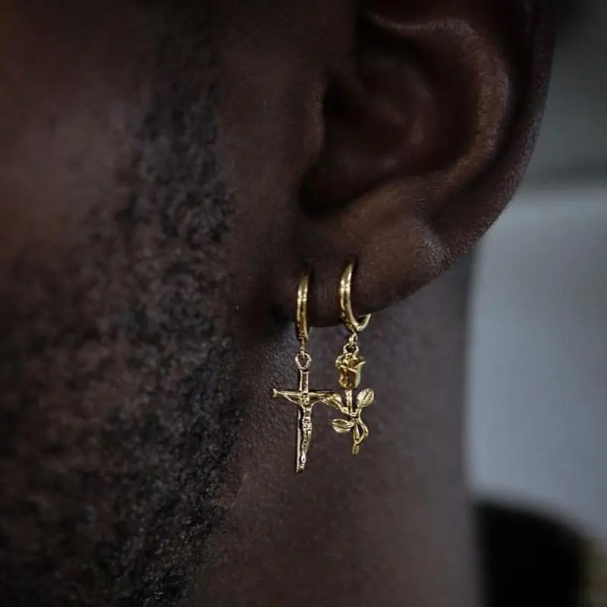 日本未入荷 CRAFTD London CRUCIFIX EARRING 片耳用 crosssilversingle.jpg?v=