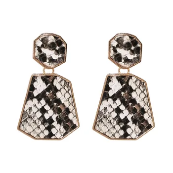 New Designs Dangle Geometric Shape Women Fashion Wholesale Classic Indian Jewellery Faux Leather Golden Earrings