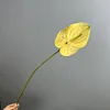 Silicone rouge irlandais main-jaune moyen