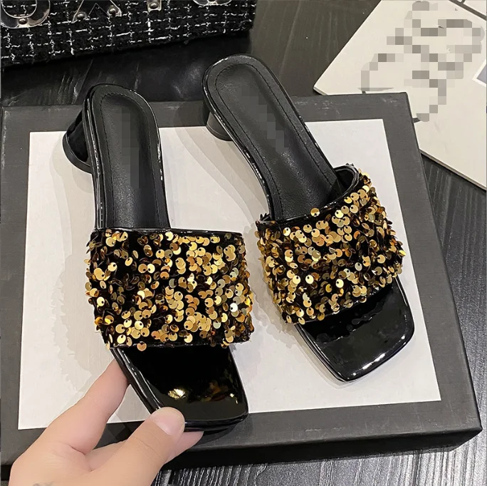 New Style Sequin Thick Heels with Casual and Versatile Beach