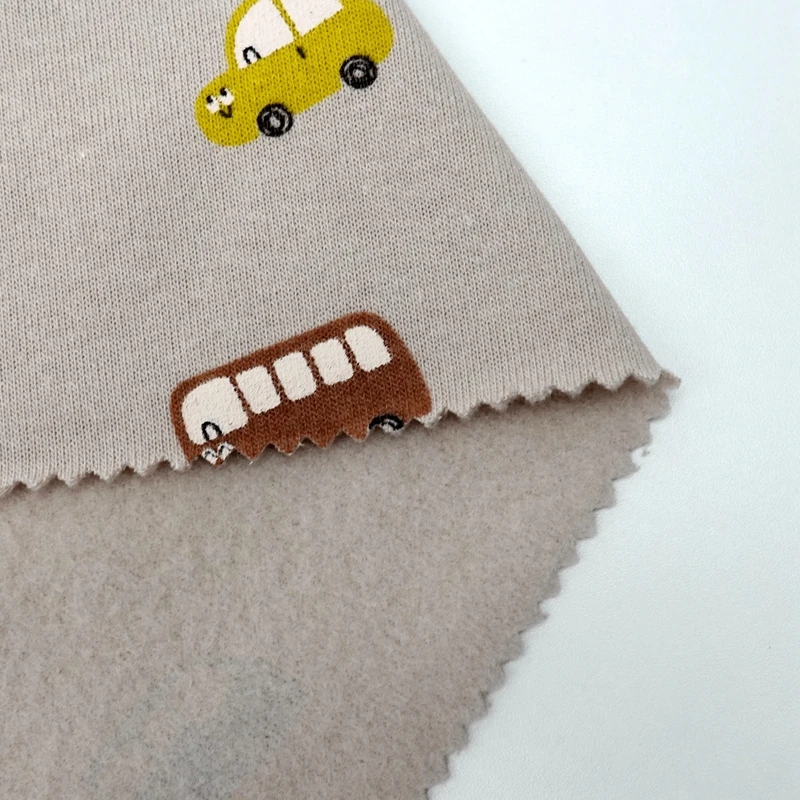 Мультяшная Автомобильная 75% полиэстер 25% хлопок вязаный на заказ пигментный принт 220GSM Матовый французский махровый флисовый материал