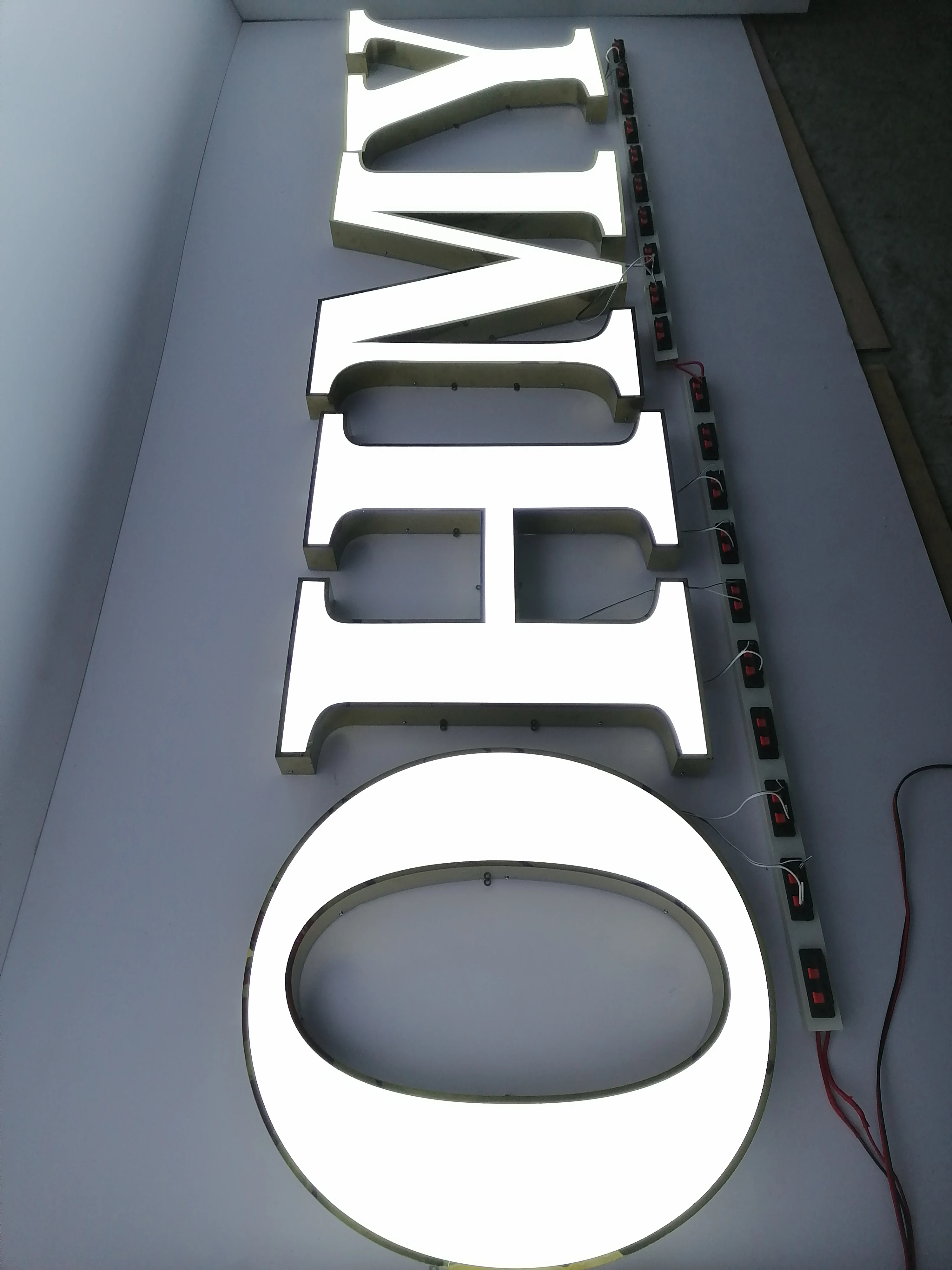 Custom Acrylic Signage Outdoor Logo Lighting Led Illuminated Channel ...