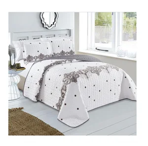 High Quality Beauty Designs Embroidery Design Bedspread king Size 3Pcs Cooling Quilted Bedspread Set With Pillowcase