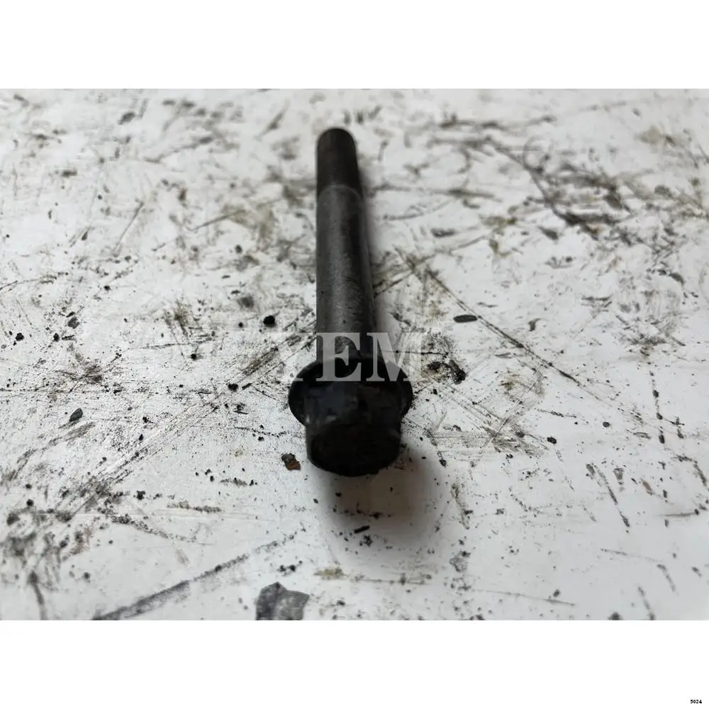 High Quality Manufactory Diesel Engine Cylinder Head Screw For Kubota V2203 Spare Parts Construction Machinery Parts