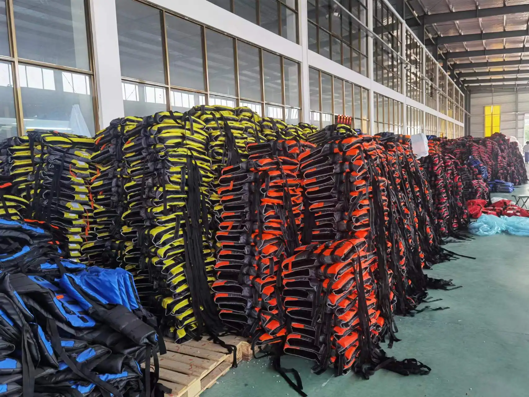life jacket (9).jpg