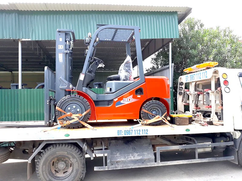 Forklift  3 Ton CPCD 30 and  Forklift Trucks Within Logistics Machinery