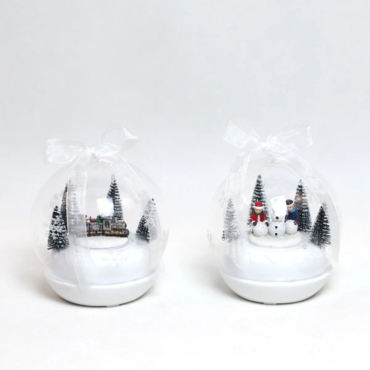 commercial christmas decorations figurine santa claus decorative musical lantern with snow music box landscapes