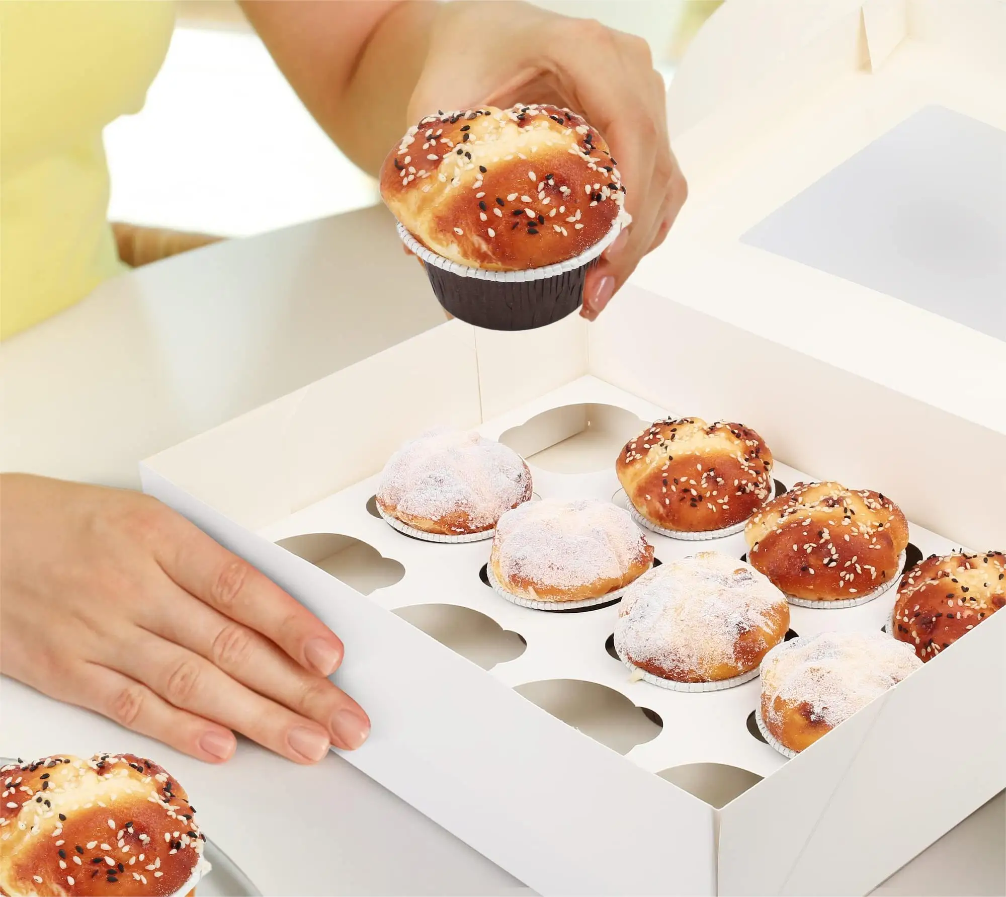 Custom Cardboard White Cake With Window Packing Box 4 Hole and 6 Holes Baking Cupcake Box Cupcake Boxes 12 Hole