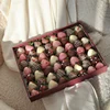 scatola di dolci colorata