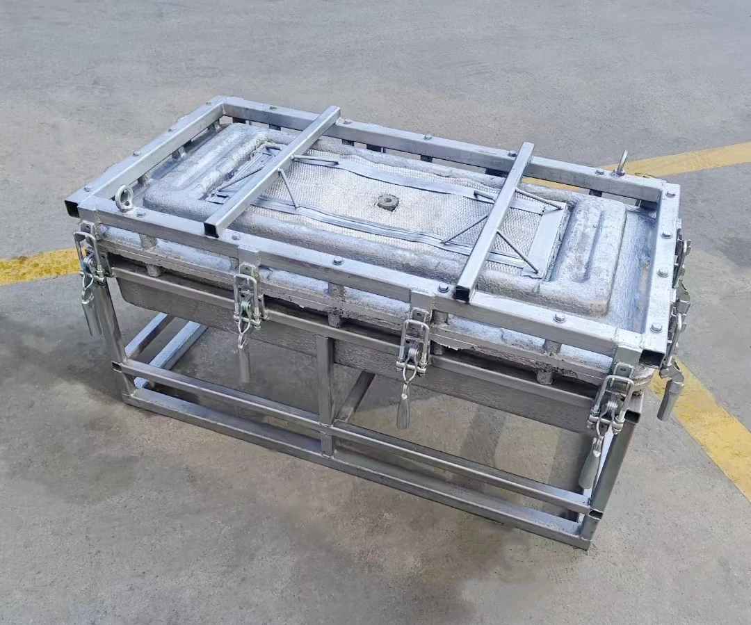 Factory Rotational Moulding Plastic Auto Engine Oil Tank Rotary Forming Thermoplastic Hollow Forming Plastic Rotational Mould