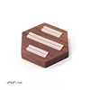 Bague hexagonale en velours tomi noyer