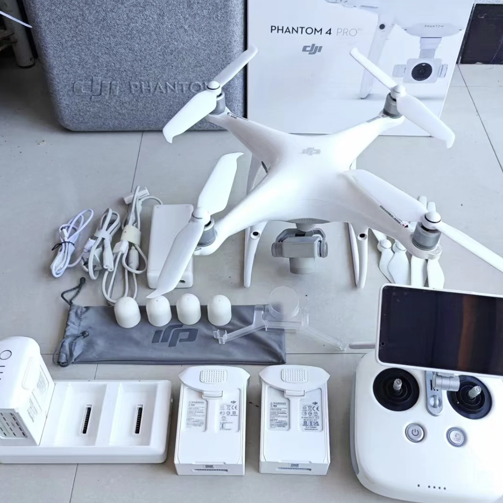 Newest-DJI-Phantom-4-Pro-V2.0-