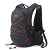 Negro - mochila + bolsa de agua de 2 litros