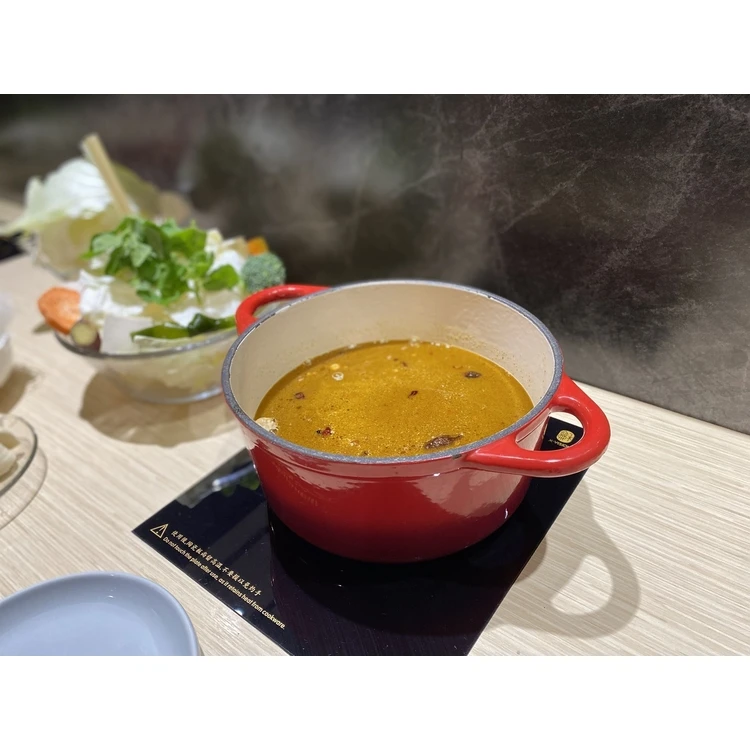 soup material traditional medicine spicy chili hotpot soup base