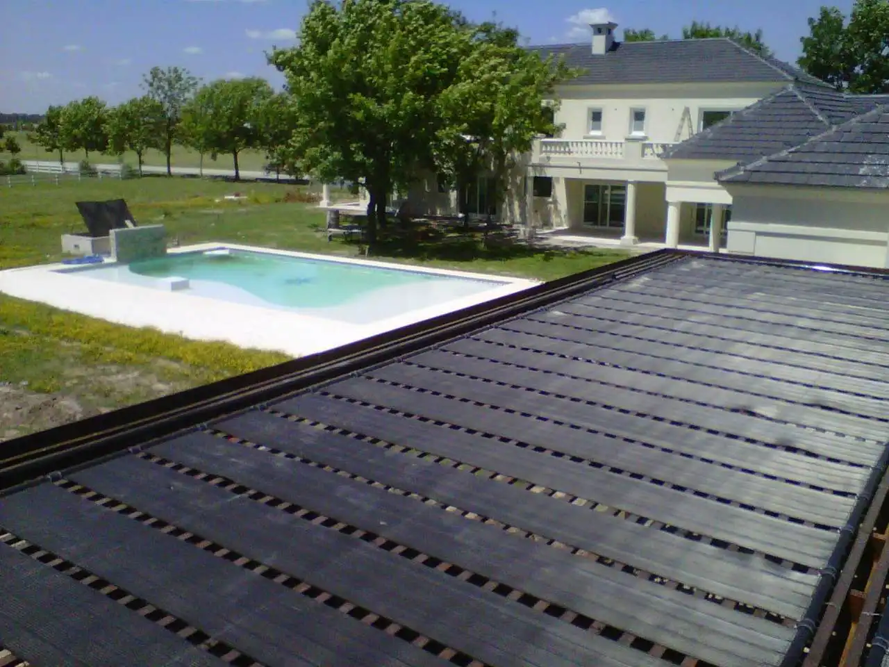 Solar Water Heater  Floating on Roof Swimming Pool or Ground Solar Pool Panel with Solar Control