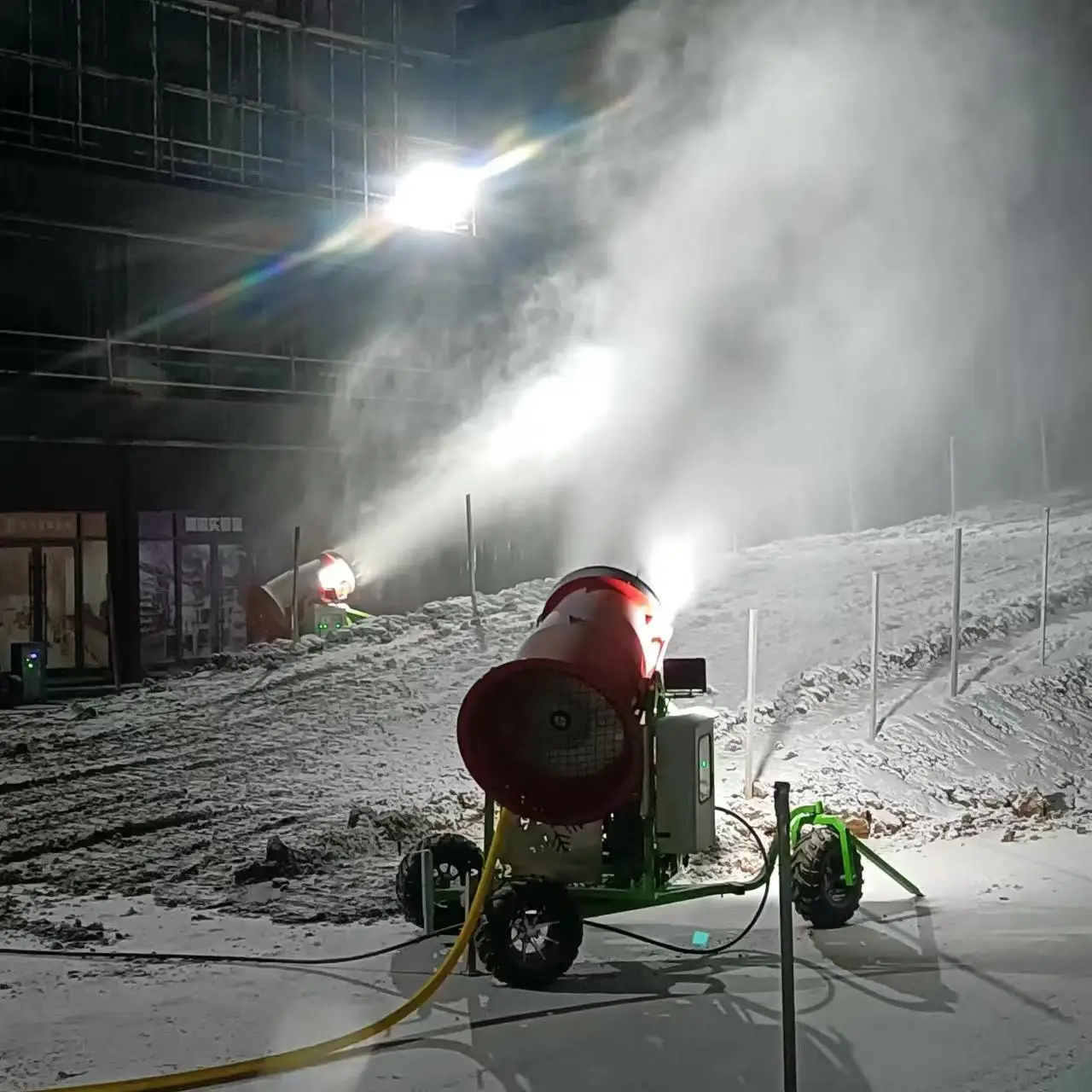 Large Outdoor Snowflake Machine Snowfall Making Equipment Snow Making Machine Artificial Snow Maker