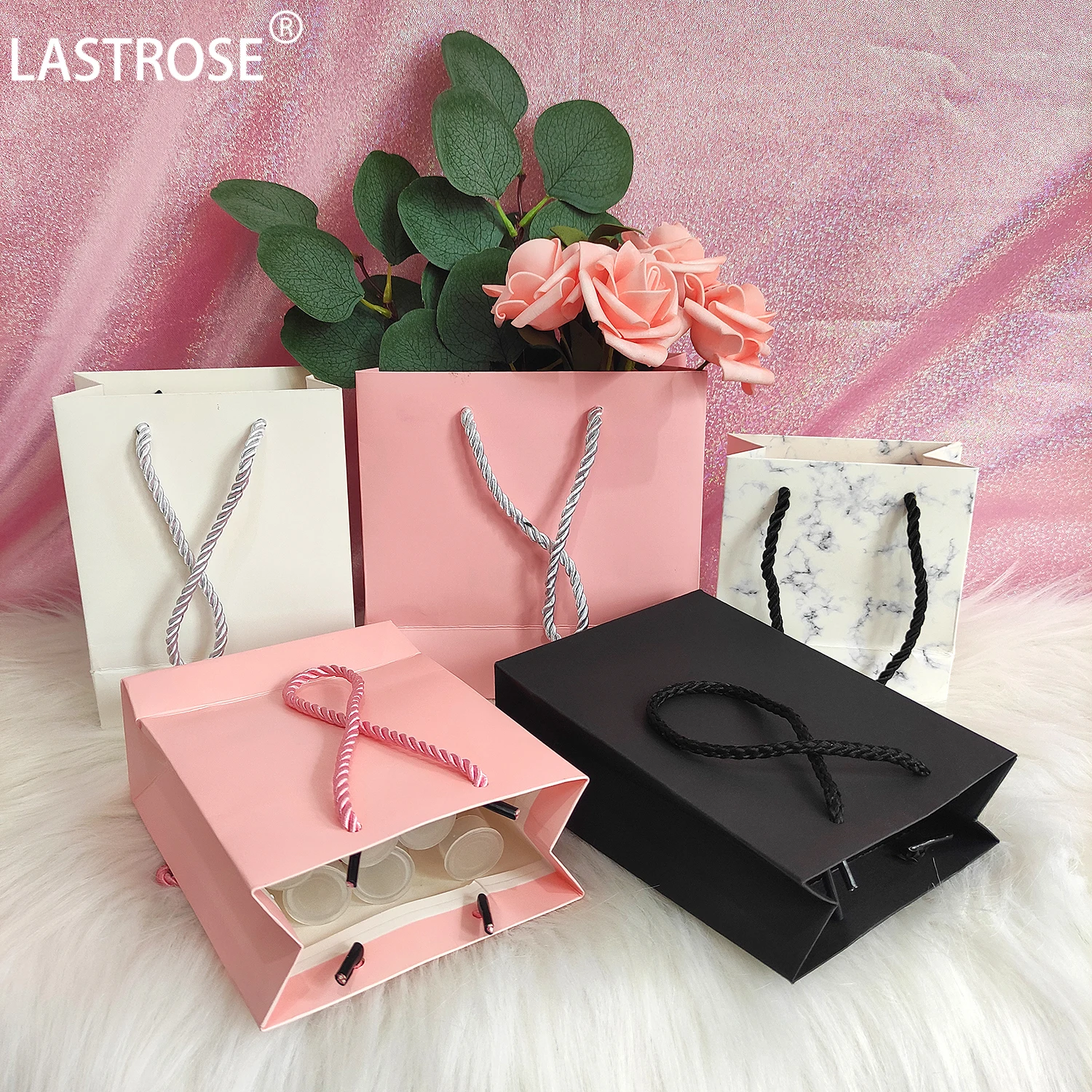 2020 Custom Logo Print Luxury Fancy Cute Bulk Holographic Paper Gift Bags  With Pink Black Rose