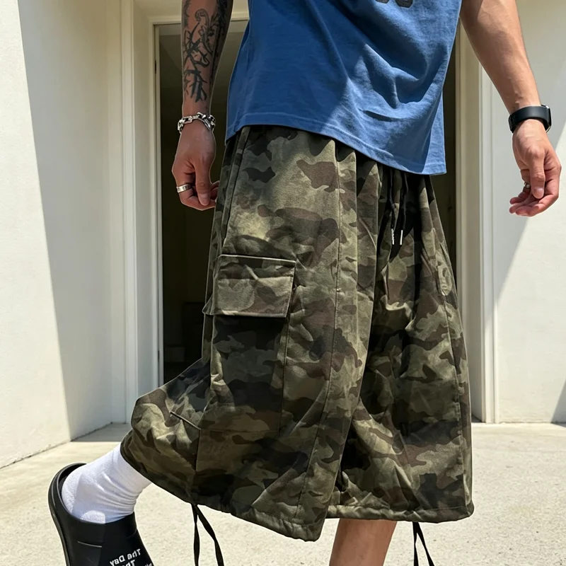 Wholesale Camo Cargo Shorts Men Baggy Wide Leg Drawstring Multi Pocket Knee Length Y2K Streetwear Casual Men Cargo Shorts gallery 2
