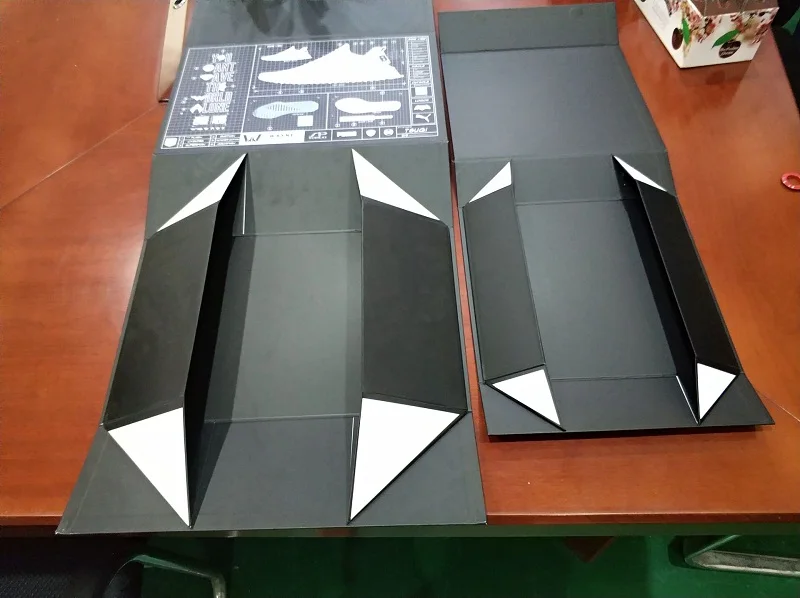 HS магнитный складной жесткий Роскошный профессиональный на заказ бесплатный образец футболка упаковка штаны Складная подарочная коробка