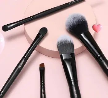 My young Social media supply make up brush set with pouch Hot selling brushes synthetic makeup brushes soft custom logo in stock