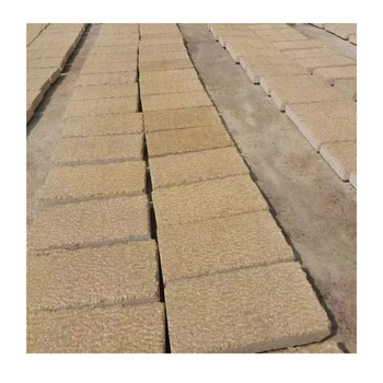 Pineapple Surface Granite G682 Paver Stone Slabs Rusty Yellow Granite Paving Stones Pineapple Finish