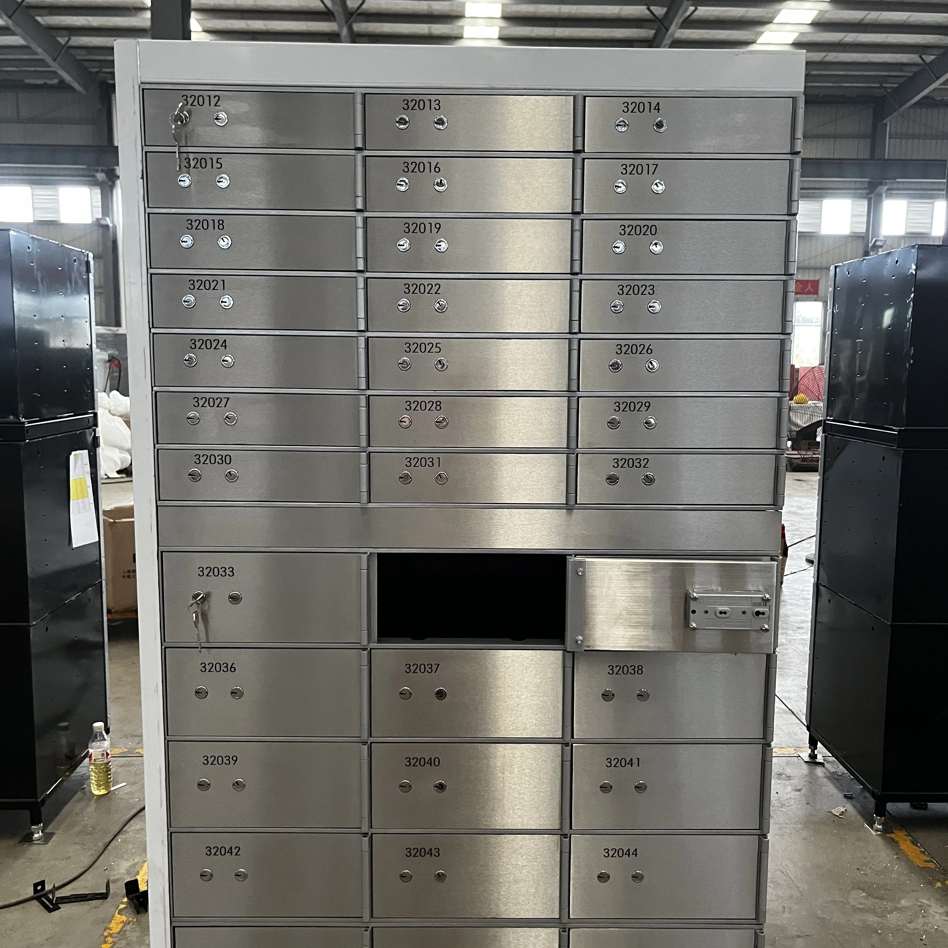 zawaw4[新品]vault room container/org VAULTROOM CONTAINER BLK 50L VAULTROOM CONTAINER / BLK