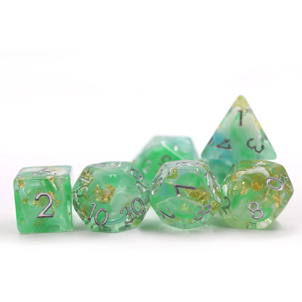Socraíocht 7pc Sraith DND Green Swirled Résin Dís Oibhneachtaí Greamaithe Leathan D&D RPG Cluichí Meáchain