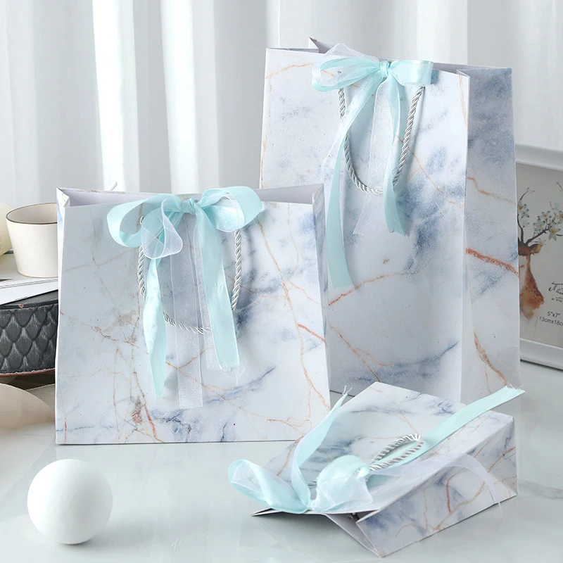10 Paper Luxury Party Bags Gift Handles Wedding Favours Christmas Recyclable 