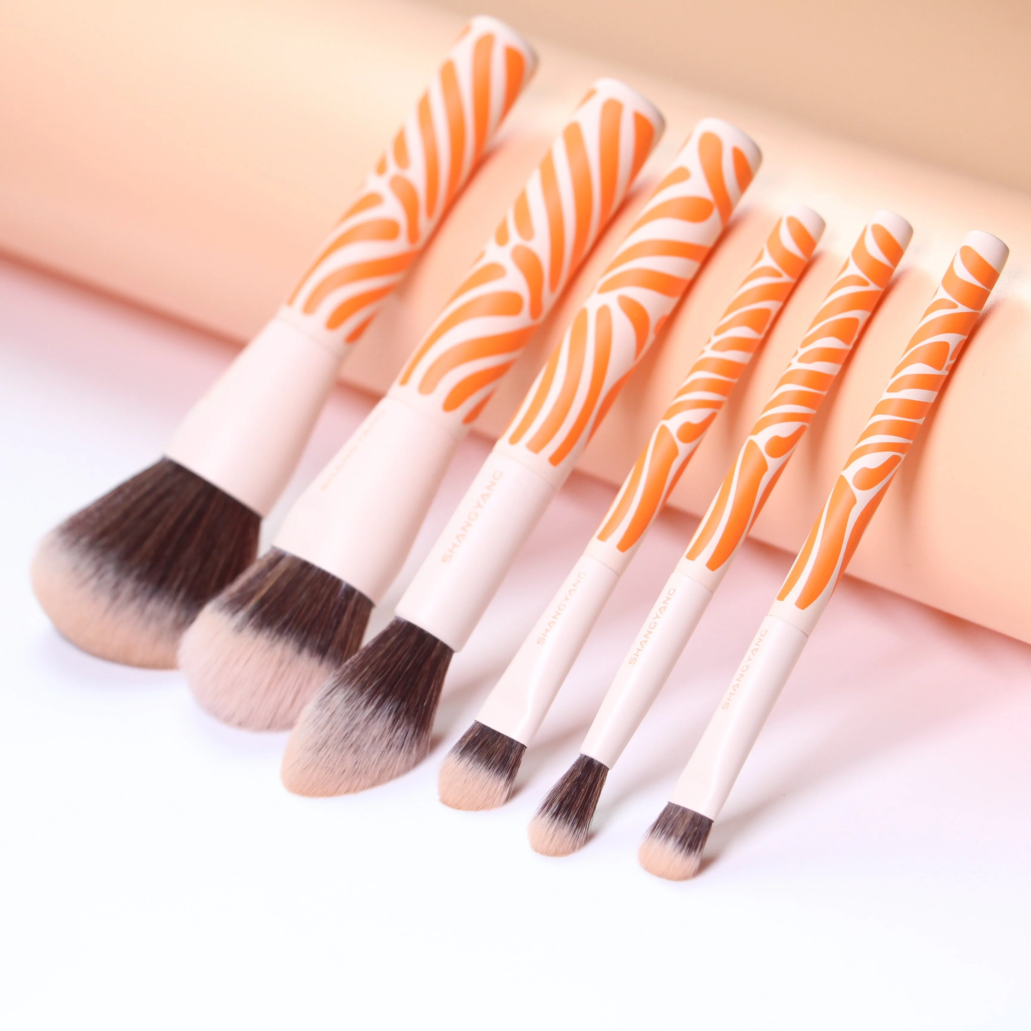 6PCS Wooden Vegan Make Up Brushes Foundation Powder Blending Concealer Eye shadows Makeup Brush Set