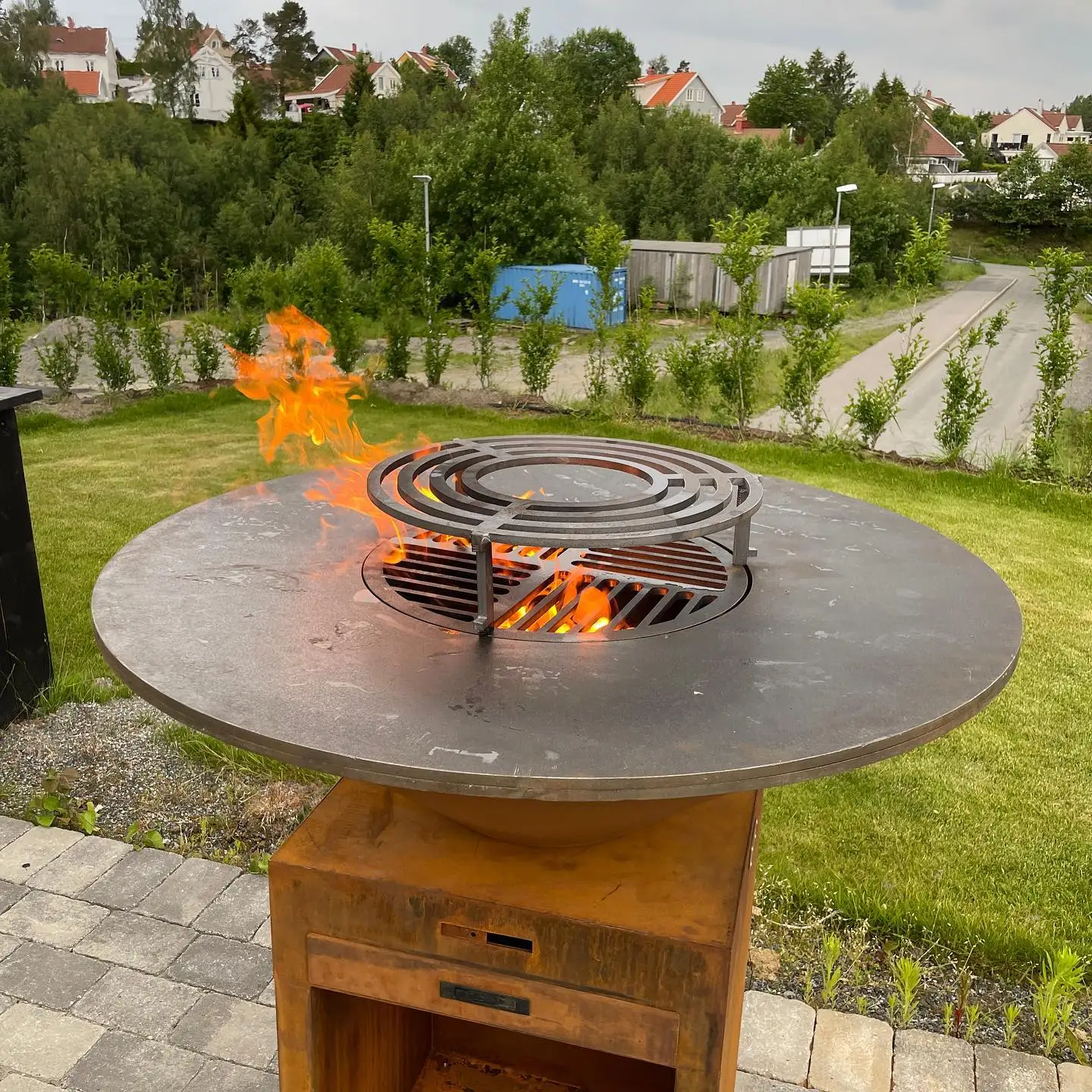 square Rectangular Charcoal Barbeque Rotisserie a Brochettes Pour Barbeque