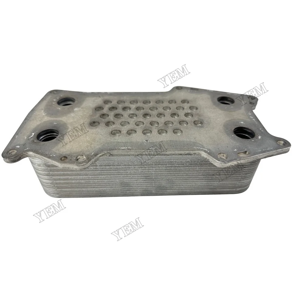 Oil Cooler Core 04912105 Fit for Volvo D6E Engine Parts