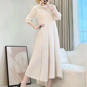 Elegant Vintage Midi Dress for Women 3D Floral Shoulder, V-Neck 3/4 Sleeve A-Line Silhouette Pleated Dress