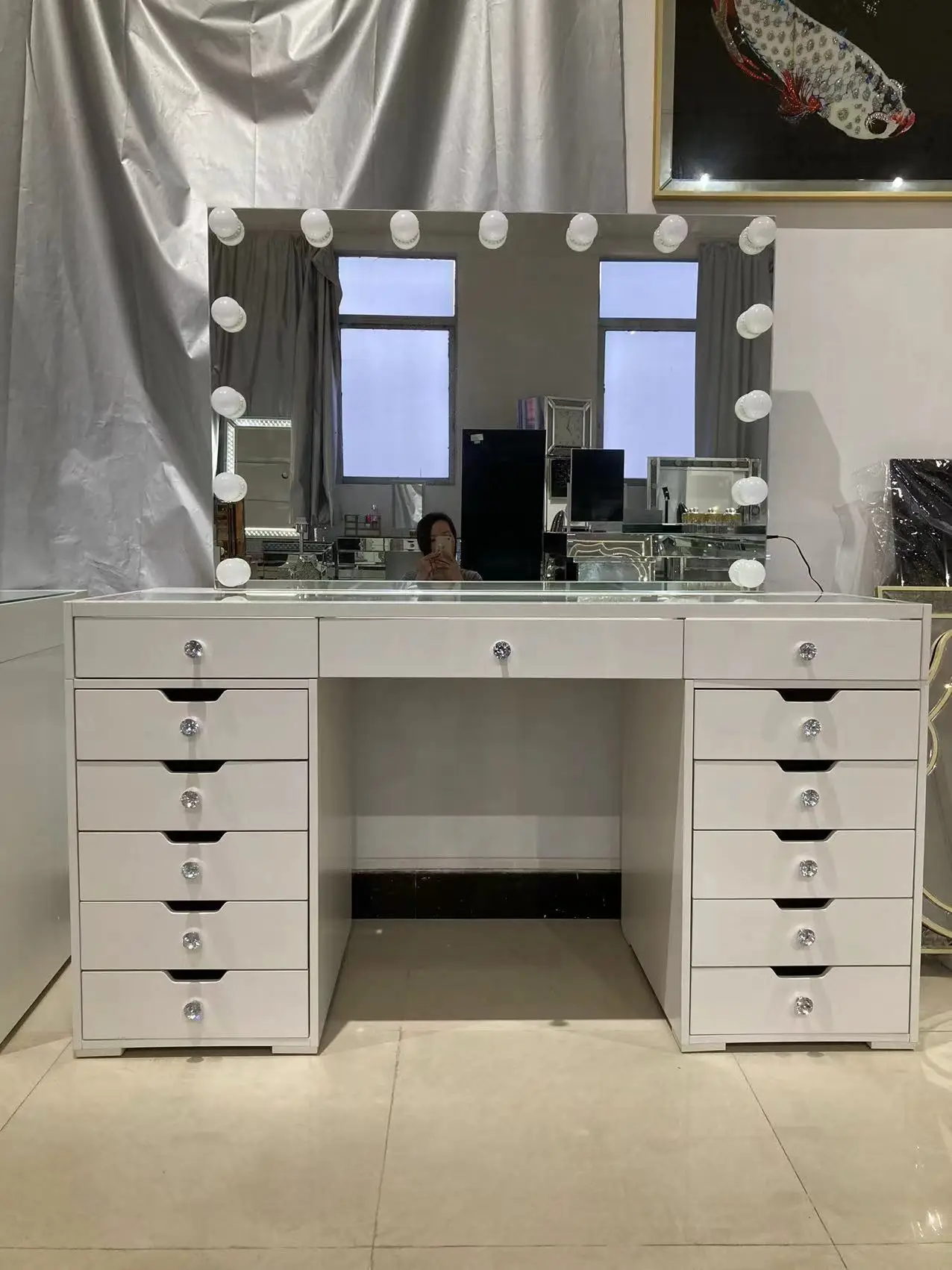 Modern Makeup Vanities Table Dresser Table With Led Light Dressing