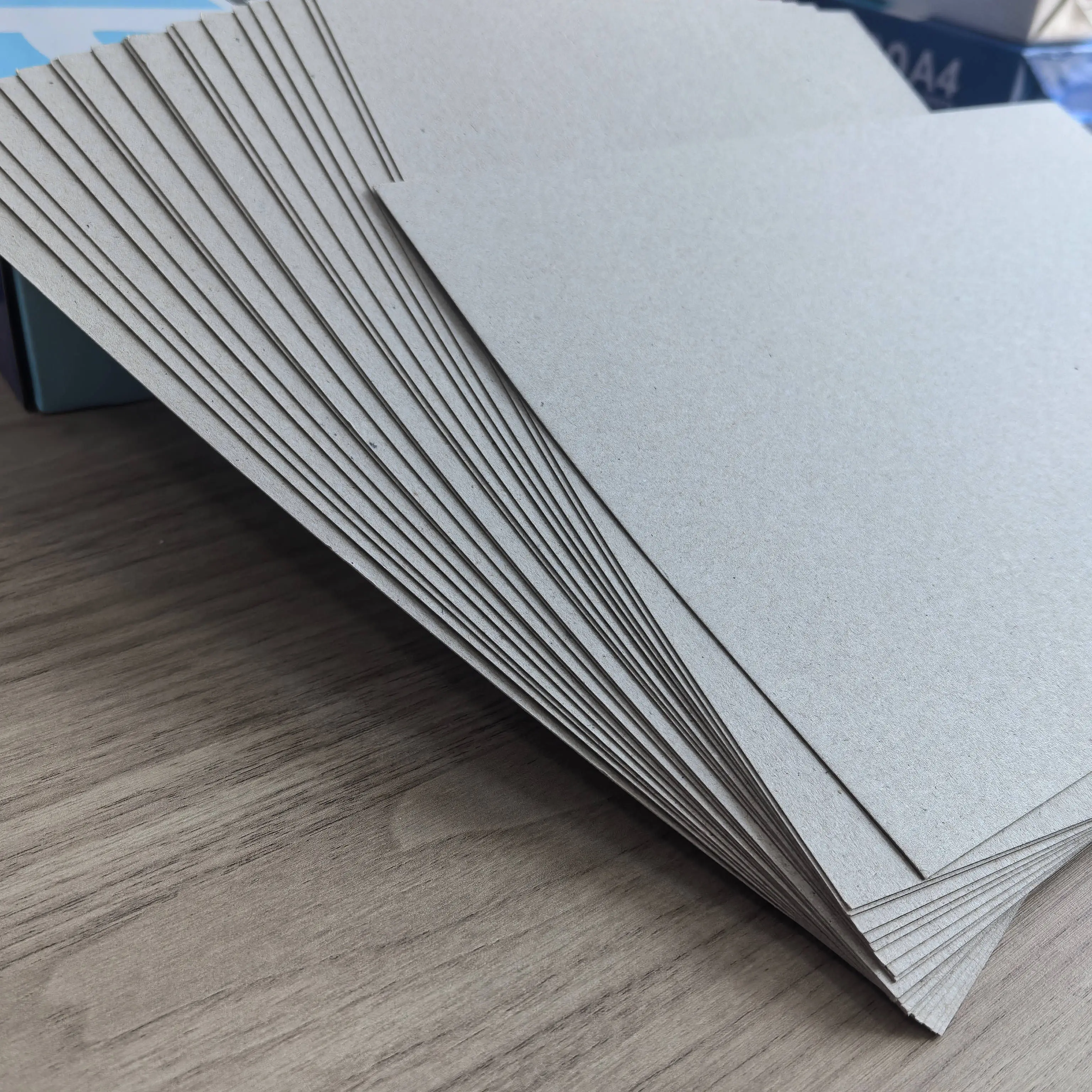 Cheap Factory Price Anti-Curl 1000 Gsm 650gsm Paper Board 0.5mm 1mm 1.5mm 2mm Thick Grey Cardboard Sheets