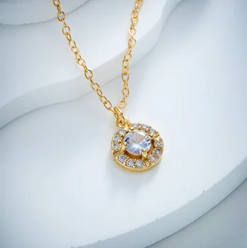 Luxury Sweet Crystal Clavicle Chain Necklace Wedding Aesthetic Jewelry Fashion Zircon Pendant Necklace Women