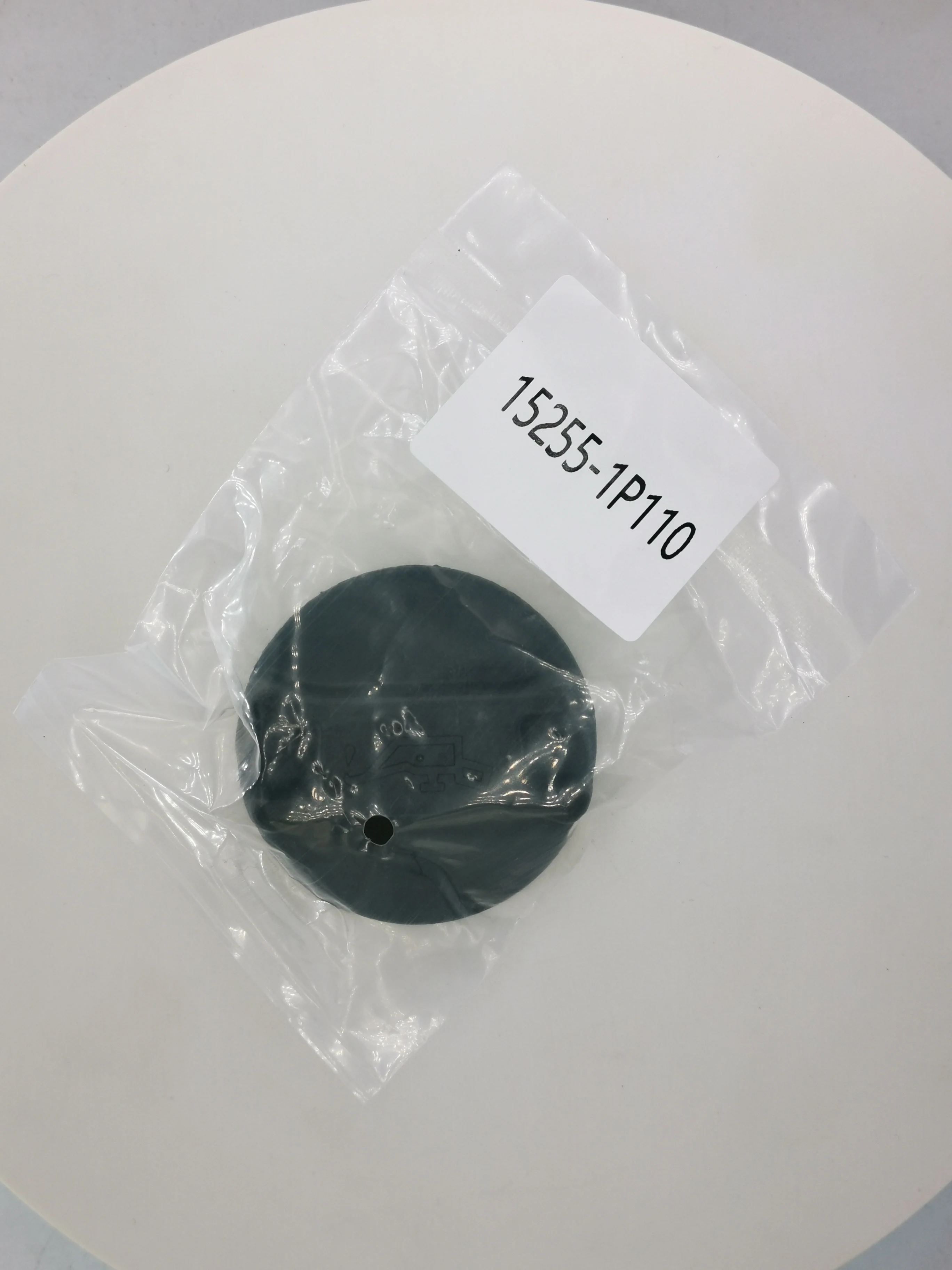 Oil Filler Cap 15255-1P110 for Nissan 370Z & Armada, Replacement